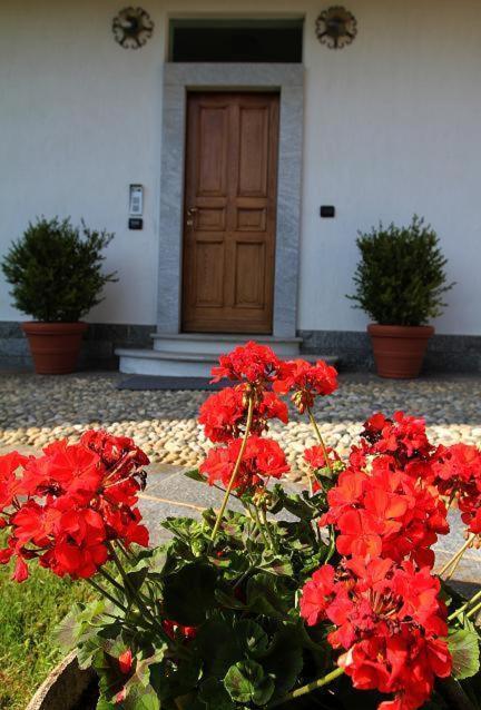 B&B Marge Oltrona di San Mamette Экстерьер фото
