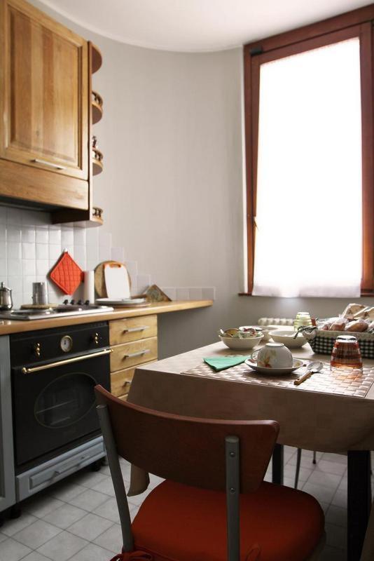 B&B Marge Oltrona di San Mamette Экстерьер фото
